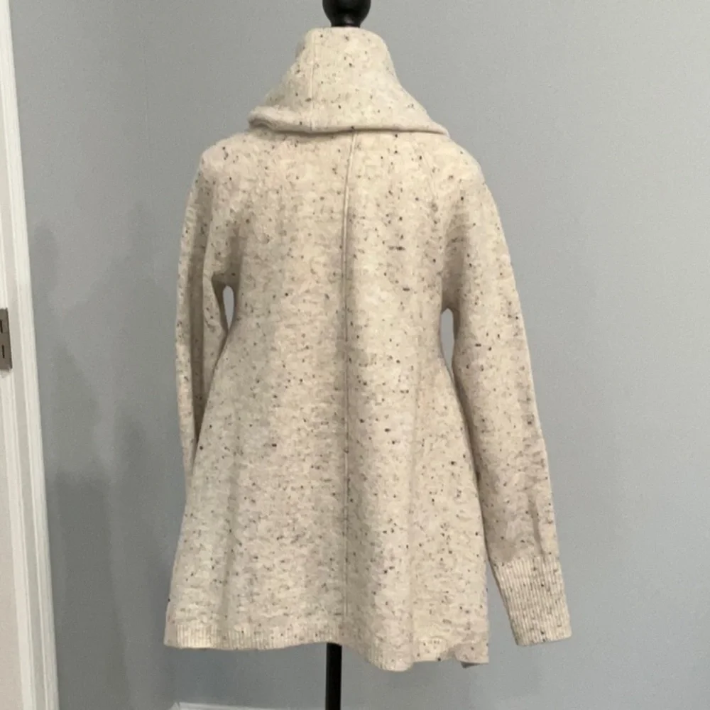 Womens Casual Sweater - Picture 4 of 6